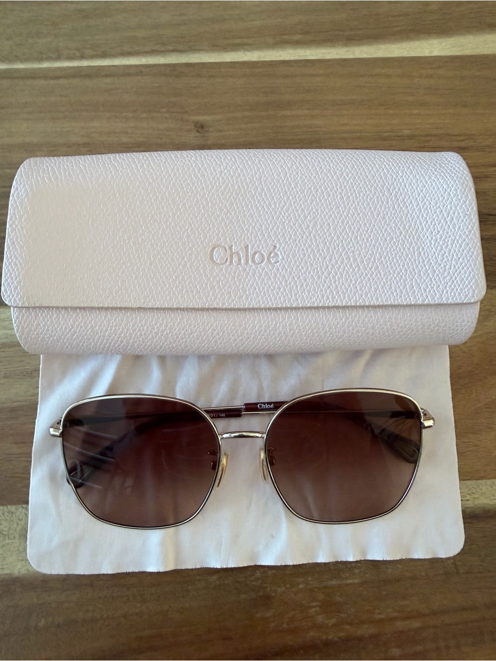 Women's Gold Frame Sunglasses with Brown Gradient Lenses